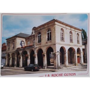Francja La Roche Guyon Ratusz