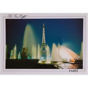 Francja Paryż Iluminacja Wieży Eiffel