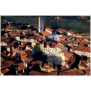 Lucca amfiteatr