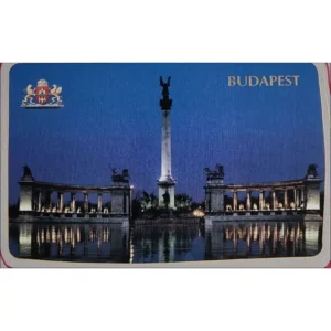 Budapest pomnik nocą