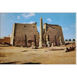 Luxor Obelisk iPylony świątyni Amona-Ra