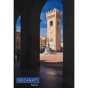 Recanati rzut oka na Plac Leopardi