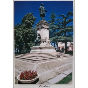 Urbino pomnik Rafaela